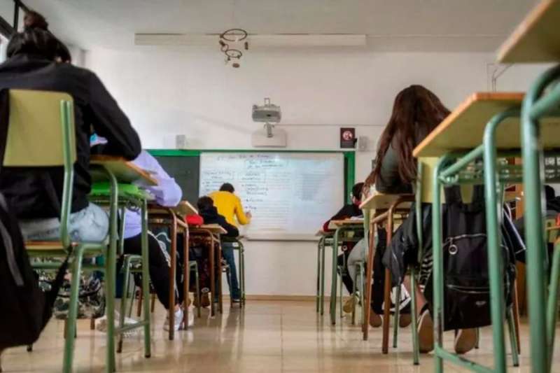 Teachers forced to turn down jobs over housing crisis