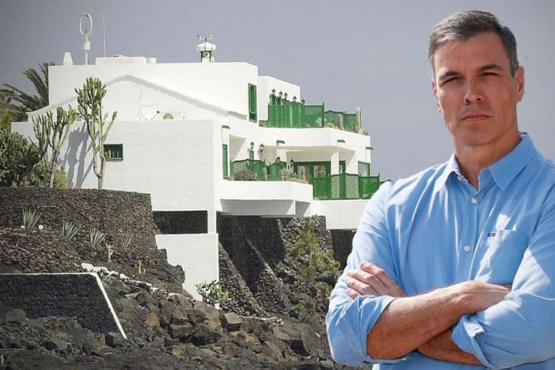 Spanish Prime Minister arrives in Lanzarote for his summer holiday