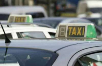 Illegal taxi network uncovered on social media in Lanzarote
