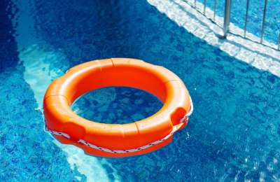 5-year-old girl revived after drowning incident at hotel pool in Fuerteventura