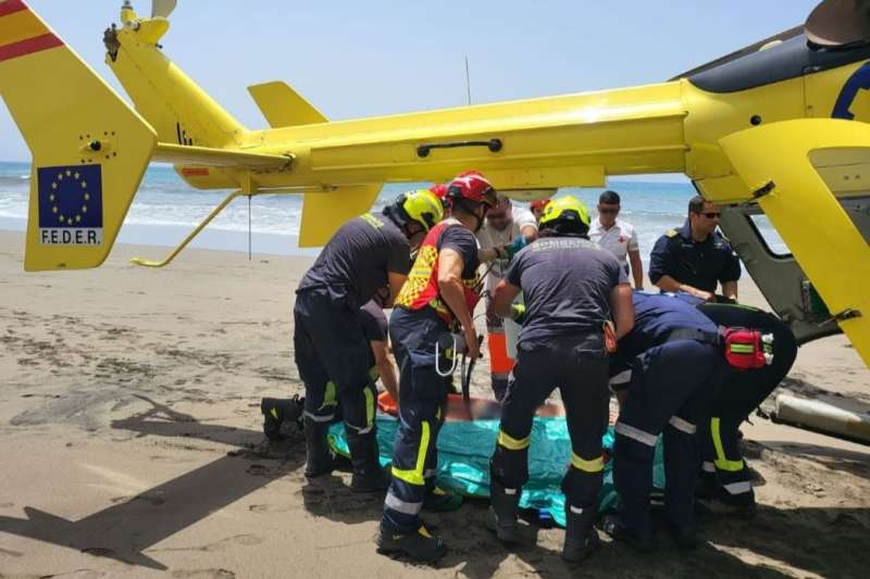 Helicopter rescue after new drowning incident during alert for dangerous seas