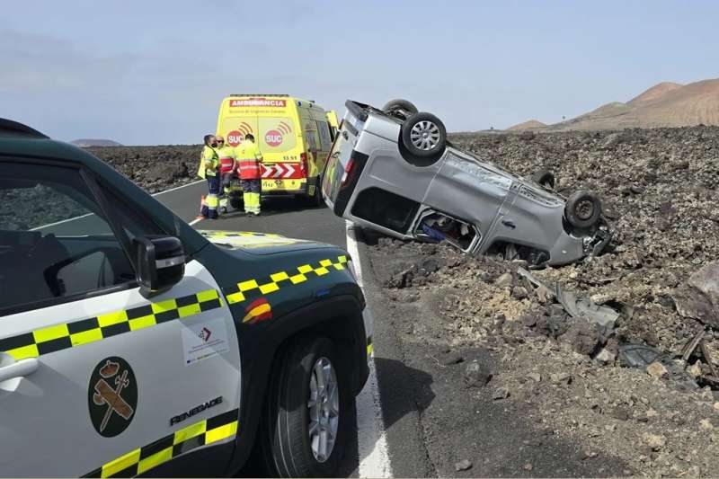 Driver rescued after van overturns in National Park