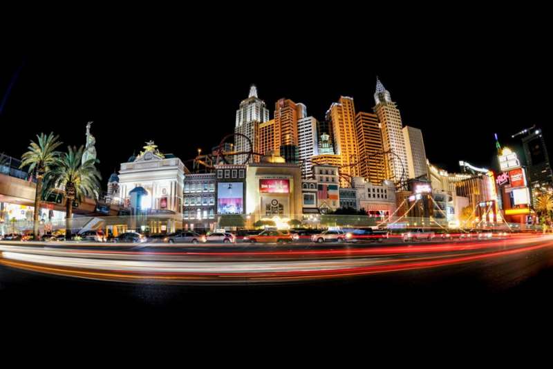 Best travel hacks to save money for casino lovers