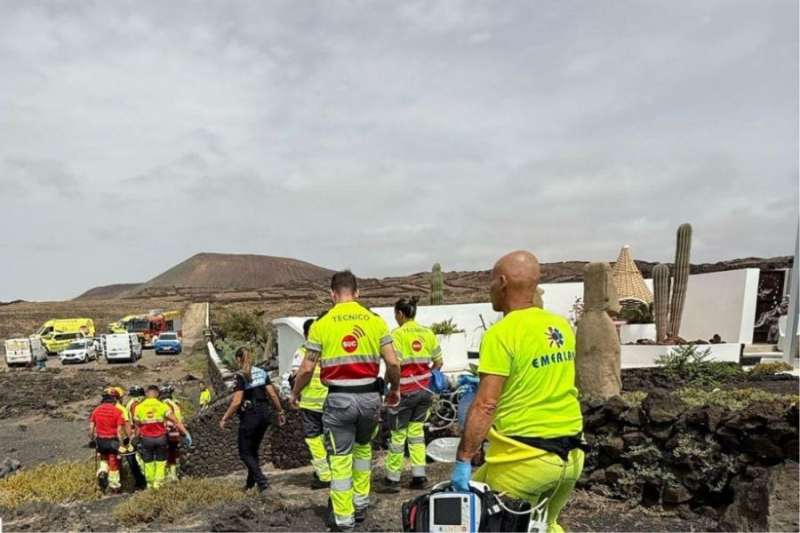 Man dies after being pulled from the water in Lanzarote