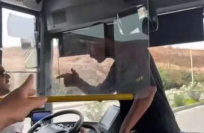 Passenger punches bus driver in Lanzarote, sparking chaos on board