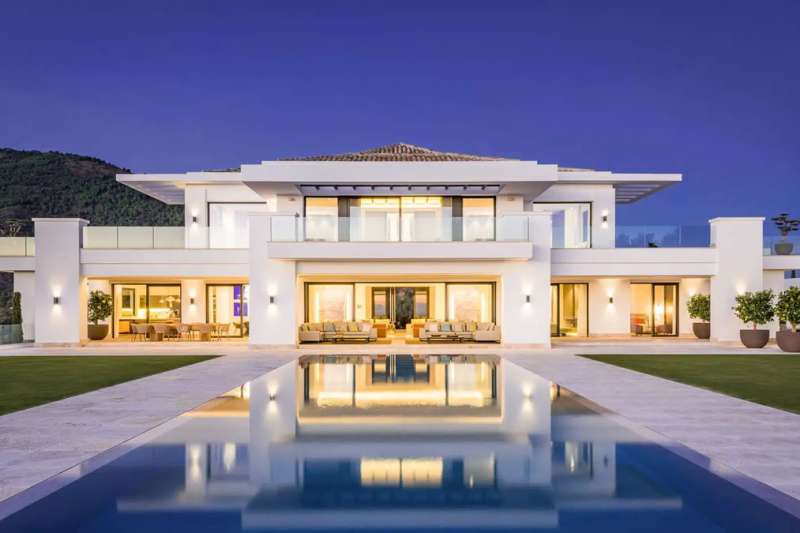 Tenerife street ranks among Spain’s most exclusive with average property prices over €6 million
