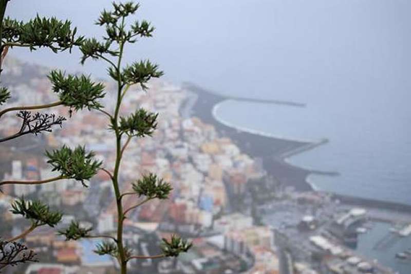 Calima intensifies across the Canary Islands with highs of 34°C expected this Friday