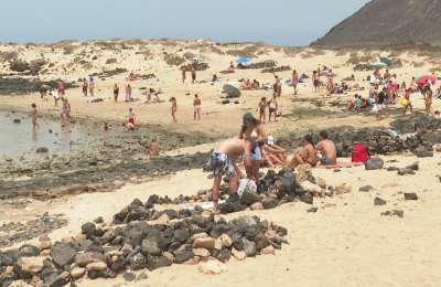 Tourism chaos threatens the future of Isla de Lobos