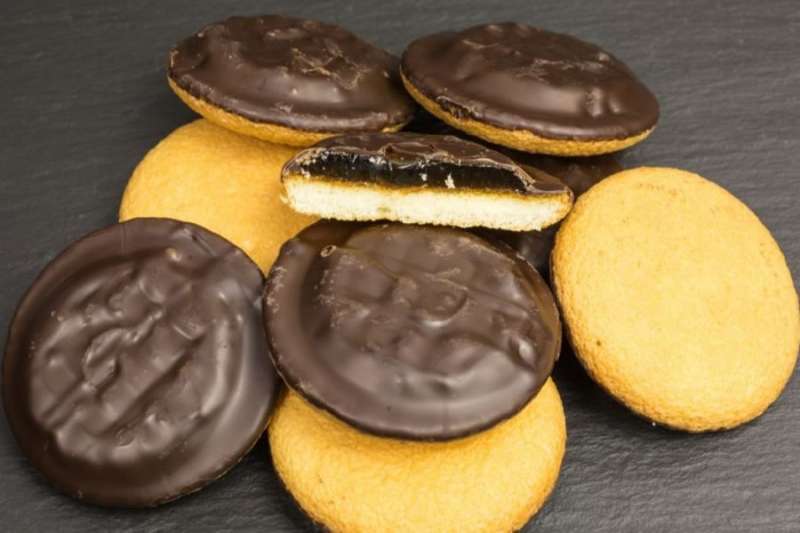 Urgent recall of popular chocolate and orange biscuits across Spain