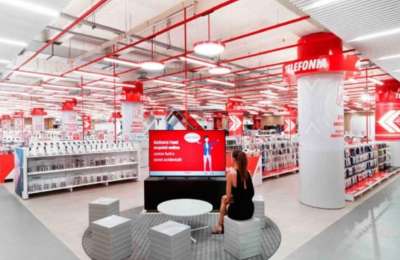 Amazon rival JD.com expands into Spain with seven shops in the Canaries
