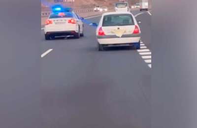 Driver caught with a cloth covering his number plate in Tenerife