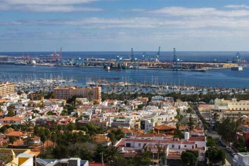 New steps to limit housing sales to non-residents in the Canary Islands