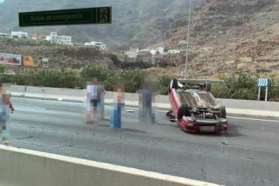One injured and long tailbacks after dramatic accident on the TF-1 