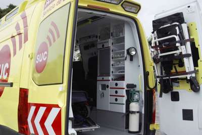 Five injured after car collision in Costa Adeje leaves one vehicle overturned