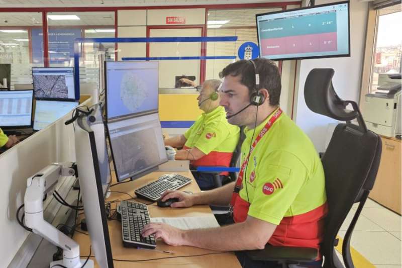 Worker seriously injured after six-metre fall in South Tenerife