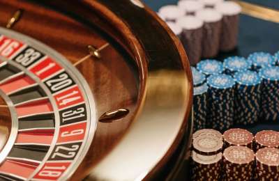 What can online casinos do to dominate the Canary Islands?