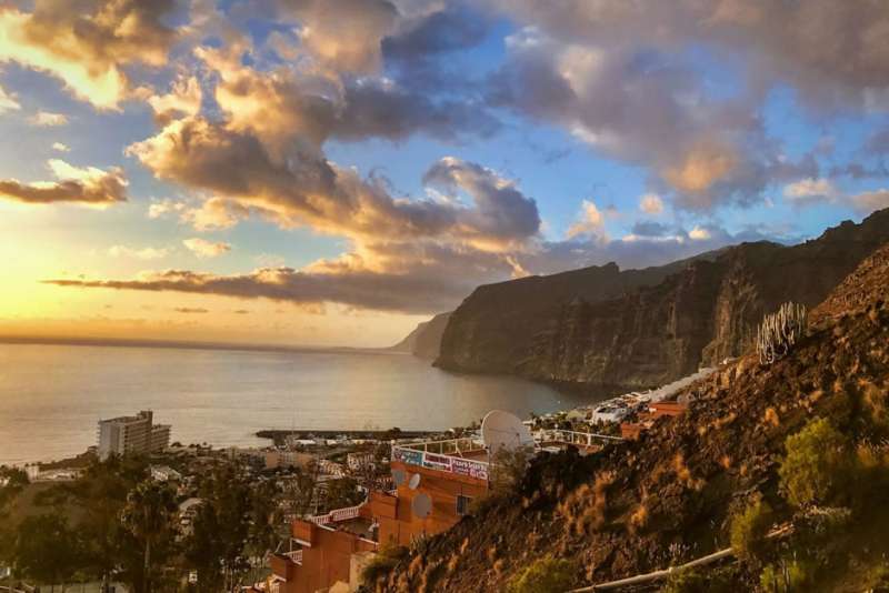 How solo travellers in the Canary Islands keep themselves entertained