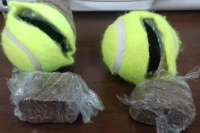 Man caught throwing tennis balls containing drugs into a Canary Islands prison