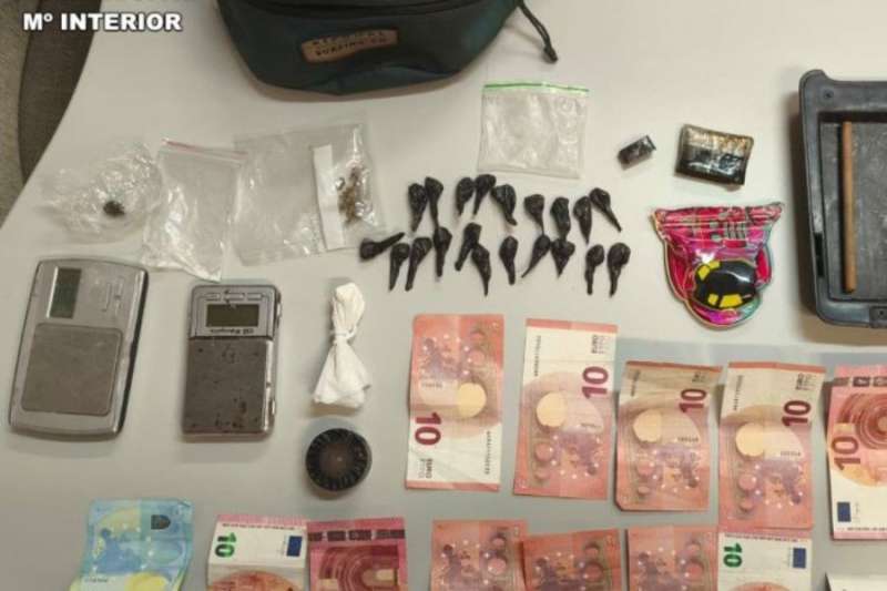 Man caught selling cocaine and magic mushrooms at Caleta de Famara fiestas