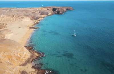 Passenger on boat trip saves woman from drowning in Lanzarote