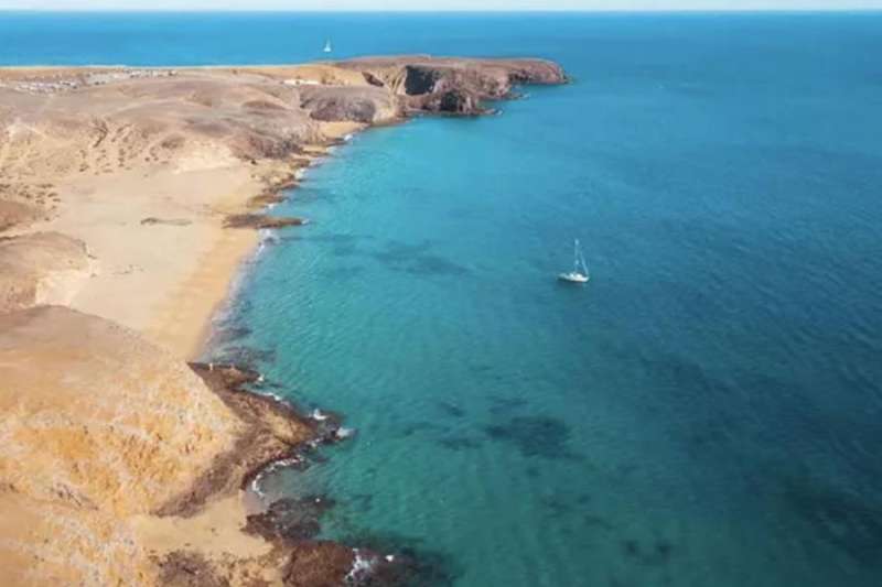 Passenger on boat trip saves woman from drowning in Lanzarote