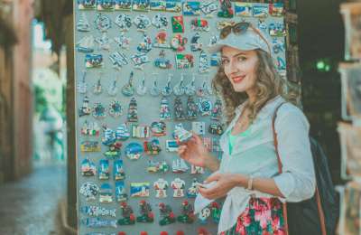The New Travel Souvenir: Why tourists in the Canaries are turning to psychic Apps like Nebula