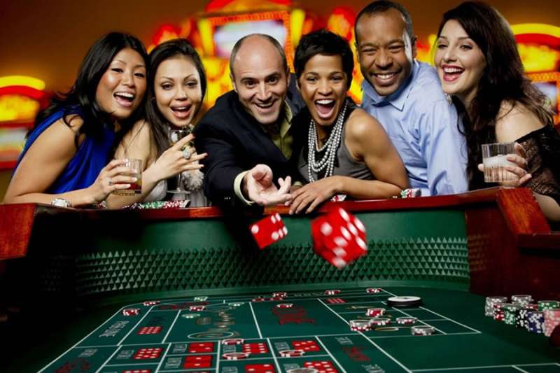 The Social Side of Live Casino Game Shows
