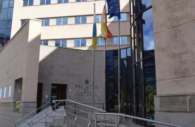 Conman sentenced to two years for renting then selling 60 cars in Tenerife