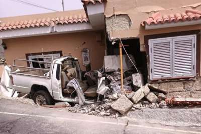 Car crashes into house in Tenerife