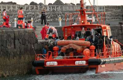 53 migrants rescued from a drifting boat near Lanzarote