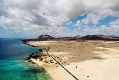 Cloudy skies and mild conditions forecast across the Canary Islands this Friday