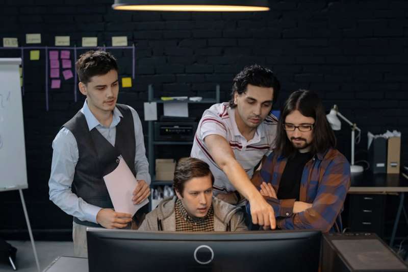 How Bulgarian IT Companies Compete with Global Technology Giants