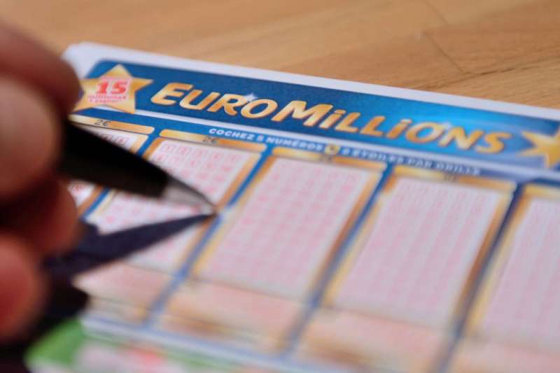 One lucky person wins €130m Euromillions jackpot, plus there’s a double win in the Canaries