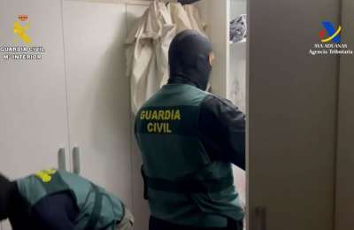 Diver arrested while trying to retrieve 80 kilos of cocaine from ship in Las Palmas Port