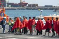 30 migrants rescued from dinghy off the coast of Lanzarote