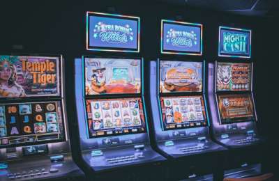 Combining Slot Games with Canary Island Getaways