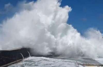 Group of swimmers swept into the sea after ignoring red flag warnings in Tenerife