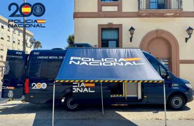 Mobile police units to issue ID cards and passports across the Canary Islands