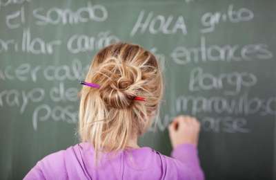 80% of Canarians want migrants to learn Spanish to ‘fit in’