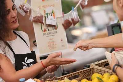 Arona Farmers’ Market celebrates its 8th anniversary with food, crafts, and family fun