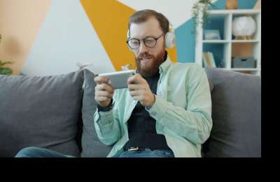 Expat Life Goes Online: The new era of entertainment