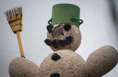 Tenerife’s beloved Snowman loses his nose!