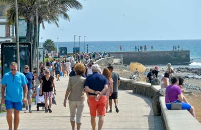 Tourism in the Canaries shows first signs of slowing – but spending hits record highs
