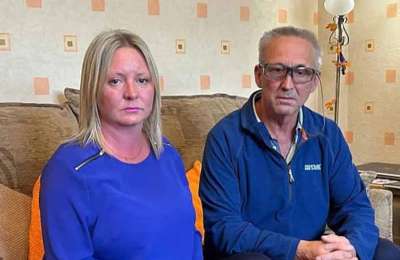 Ryanair criticised for charging woman to change ticket after mum died