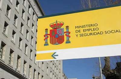 Government to cover social security payments for the self-employed during sick leave