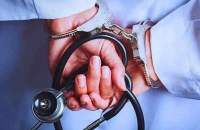 Doctor arrested for allegedly sexually abusing patients in Gran Canaria