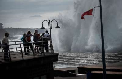 Three dead and fifteen injured in a tragic day of sea accidents in Tenerife