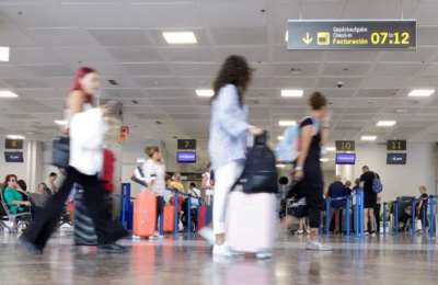 Canary Islands break visitor records with 12.8 million foreign tourists by October