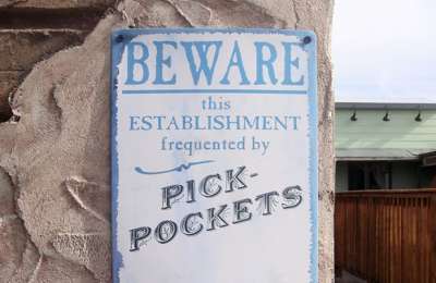 Pickpocket alert in Gran Canaria: tourist guides warn safety image is ‘worse than ever’
