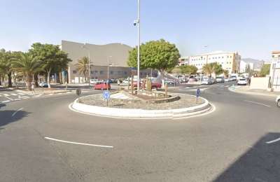 69-year-old man dies after car overturns at roundabout in Gran Canaria 